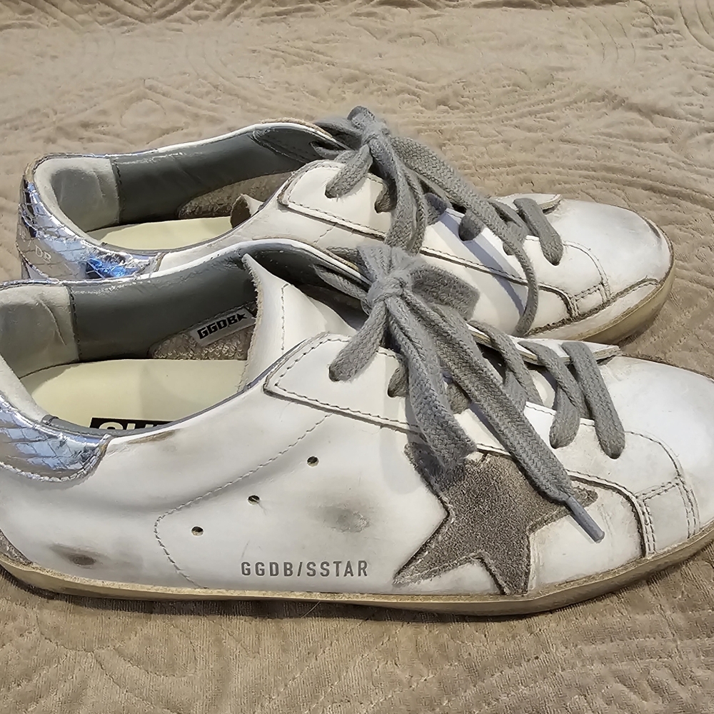 Golden Goose Silver Star Size 7 - Picture 2 of 9